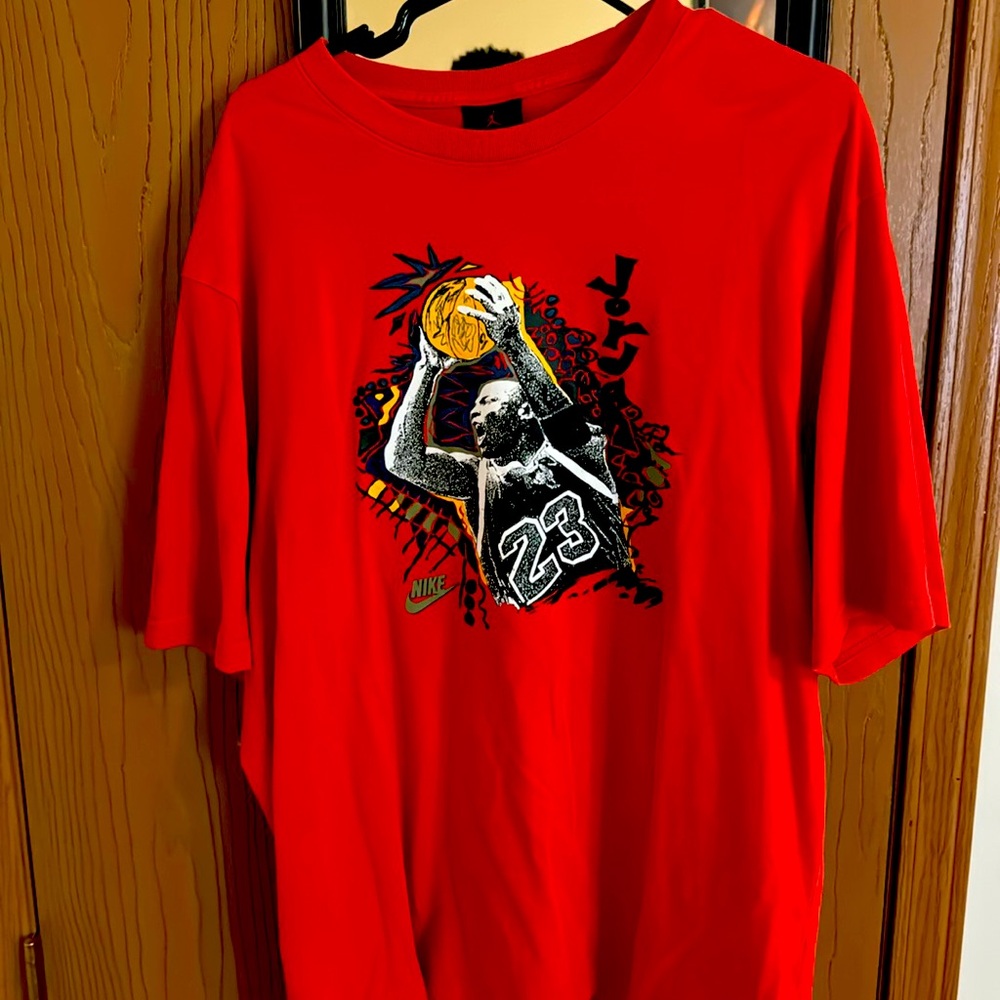Men’s Large Jordan tshirt